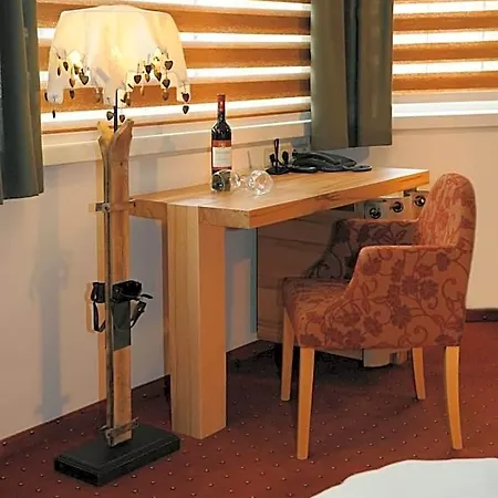 מלון Goldener Stern 4*