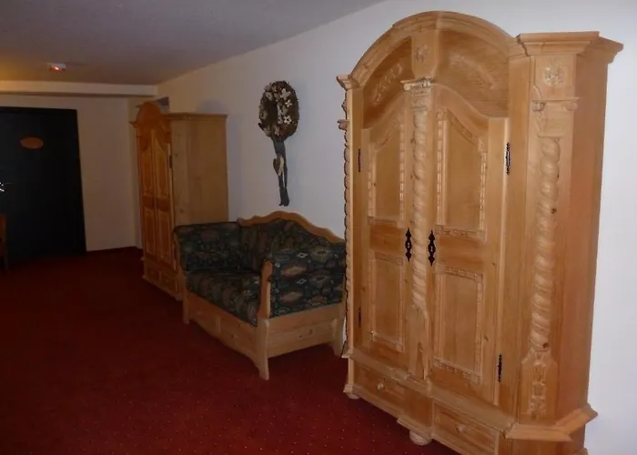 فندق Goldener Stern 4*